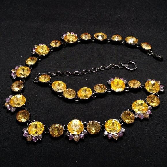 Vintage Yellow Gold Rhinestone Necklace, Lavender Rhinestones, Gunmetal, 20 In - Picture 6 of 9